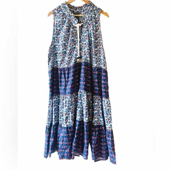 Chelsea & Theodore Dresses & Skirts - Chelsea & Theodore Split Neck Boho Maxi Dress